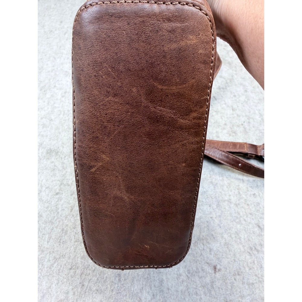 Frye Melissa Drawstring Bucket Bag Womens Cognac Brown Leather Crossbody NWT - Picture 8 of 11